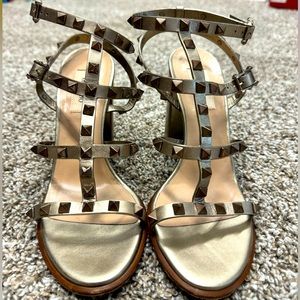 Valentino Garavani Metallic Calfskin Rockstud | Size 38